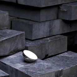 New Works Miroir De Table Aura, Acier Inoxydable 8 New Works Miroir De Table Aura, Acier Inoxydable -Intérieure Décoration Magasin 10NewworksSS2017 iso HV