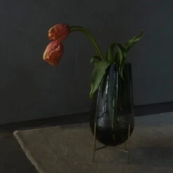 MENU Vase Échasse, Modèle Moyen, Smoke -Intérieure Décoration Magasin 15MenuAW2017 HV