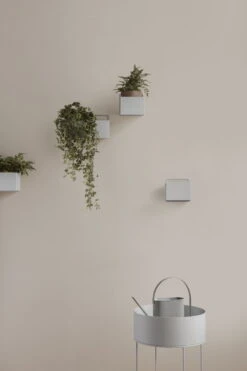Ferm LIVING Plant Box, Rond, Gris Clair 7 Ferm LIVING Plant Box, Rond, Gris Clair -Intérieure Décoration Magasin 18 18543