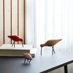 Normann Copenhagen Shorebird, Modèle Moyen, Rouge - Noir -Intérieure Décoration Magasin 2021 Shorebird Medium Red Shorebird Small Rose Shorebird Large Oak Black VS