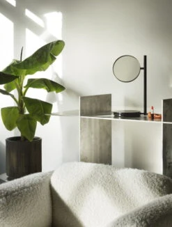 Normann Copenhagen Miroir De Table Pose, Noir 11 Normann Copenhagen Miroir De Table Pose, Noir -Intérieure Décoration Magasin 2022 Pose Mirror Black