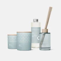 Skandinavisk Grande Bougie Parfumée Avec Couvercle, ØY 11 Skandinavisk Grande Bougie Parfumée Avec Couvercle, ØY -Intérieure Décoration Magasin 20314 121 STYLING Y DIFFUSER 200MLrole