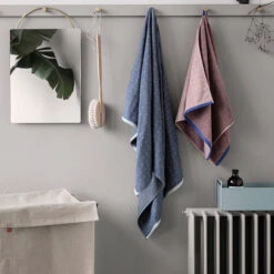 Ferm LIVING Plant Box, Petit Modèle, Gris Clair 8 Ferm LIVING Plant Box, Petit Modèle, Gris Clair -Intérieure Décoration Magasin 82FermSummer iso HV