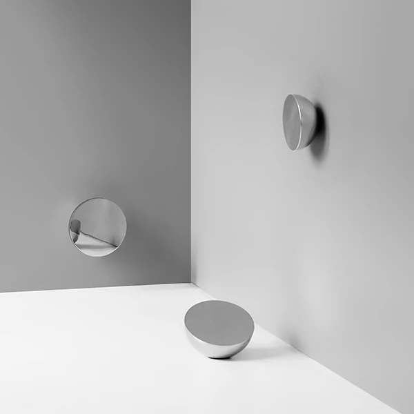 New Works Miroir De Table Aura, Acier Inoxydable 5 New Works Miroir De Table Aura, Acier Inoxydable – Image 3