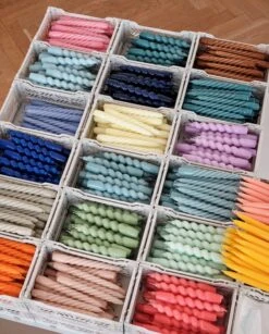 HAY Bougies Spiral, Lot De 6, Lilas - Bleu-violet - Bleu Clair -Intérieure Décoration Magasin Candle Spiral Candle Twist Candle Conical 01 2