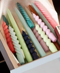 HAY Bougies Spiral, Lot De 6, Lilas - Bleu-violet - Bleu Clair -Intérieure Décoration Magasin Candle Spiral Candle Twist Candle Conical 1