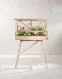 Design House Stockholm Serre Greenhouse, Frêne -Intérieure Décoration Magasin DHS image3 2642 Greenhouse Lifestyle