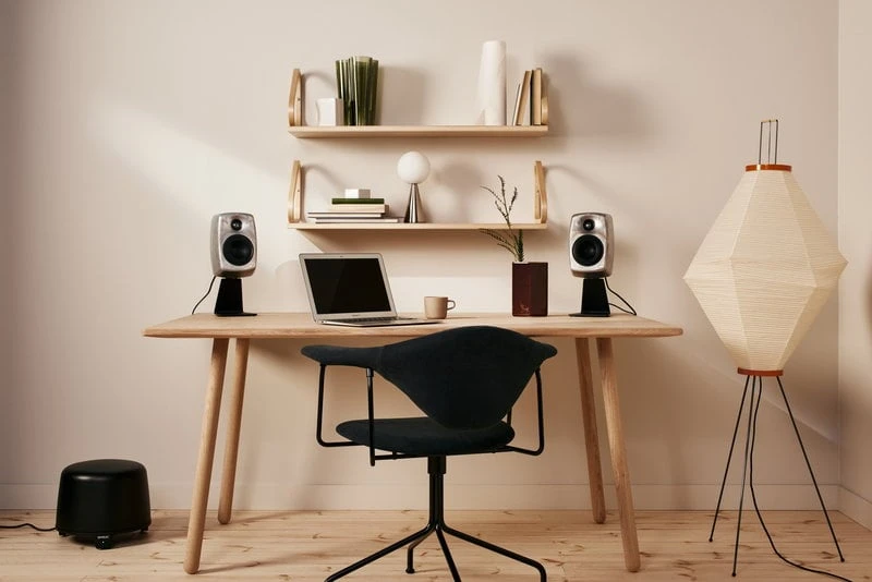 Iittala Vase Aalto 251 mm, Vert Mousse 4 Iittala Vase Aalto 251 mm, Vert Mousse – Image 2