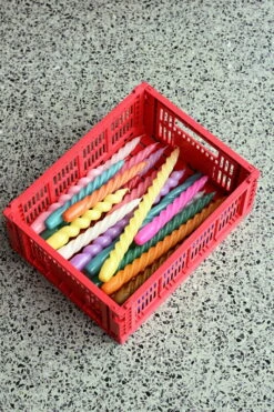 HAY Bougies Twist, Lot De 6, Dark Punch - Dark Peach - Rose Clair -Intérieure Décoration Magasin HAY Colour crate M red Candle family