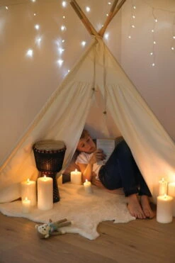 Uyuni Lighting Bougie Pilier LED, 7,8 x 10 cm, Nordic White 13 Uyuni Lighting Bougie Pilier LED, 7,8 x 10 cm, Nordic White -Intérieure Décoration Magasin Honest Work MMM3193 008