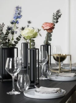 By Lassen Vase Kubus Lolo, Noir -Intérieure Décoration Magasin IMGL1843