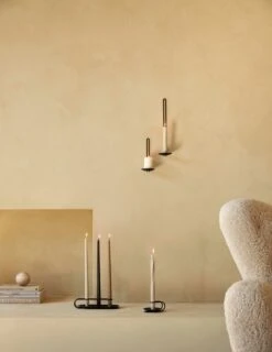 MENU Bougeoir Clip, Noir -Intérieure Décoration Magasin MENU Clip Candle Holder Spire Smooth Tapered Candle 3