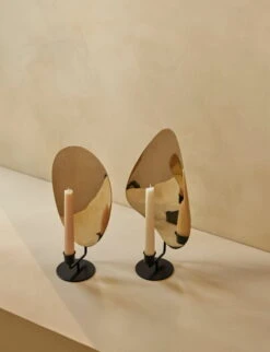 MENU Porte-bougie Flambeau, 34 cm, Noir - Laiton 10 MENU Porte-bougie Flambeau, 34 cm, Noir - Laiton -Intérieure Décoration Magasin MENU Flambeau Candle Holder Table