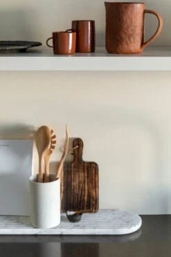 Northern Planche De Service Podium, 90 cm, Marbre Blanc Mélangé -Intérieure Décoration Magasin Podium white kitchen top Northern ph PO Solvberg High res 1