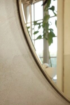 Ferm LIVING Petit Miroir Pond, Chrome Foncé -Intérieure Décoration Magasin fermLIVING AW21 PondMirrorDarkChrome image 1